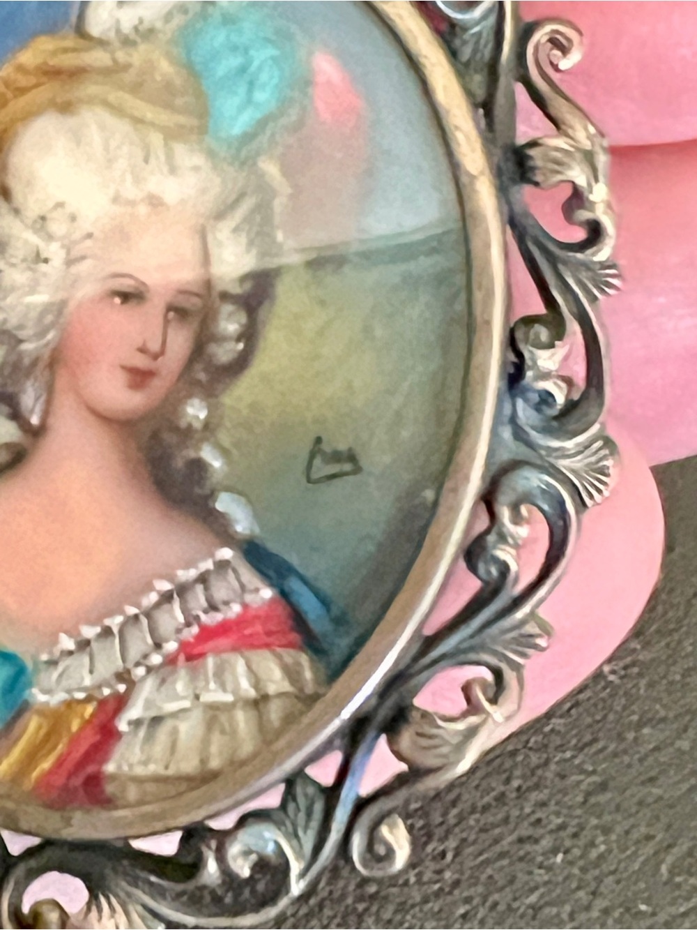 Antique 800 Sterling Silver Hand-Painted Portrait Brooch/Pendant Woman Signed - Picture 5 of 7